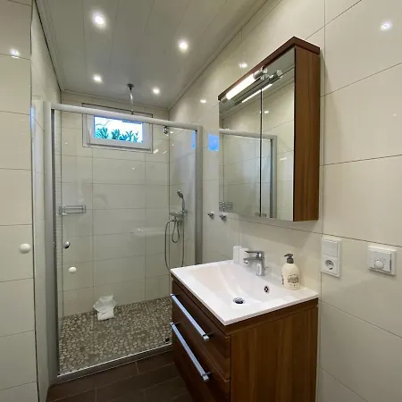 Chalet Seeblick With View And Private Sauna